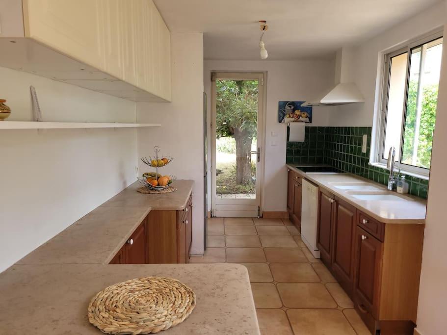 Villa 160 M2 Au Coeur De La Calanque De Samena Marseille Luaran gambar